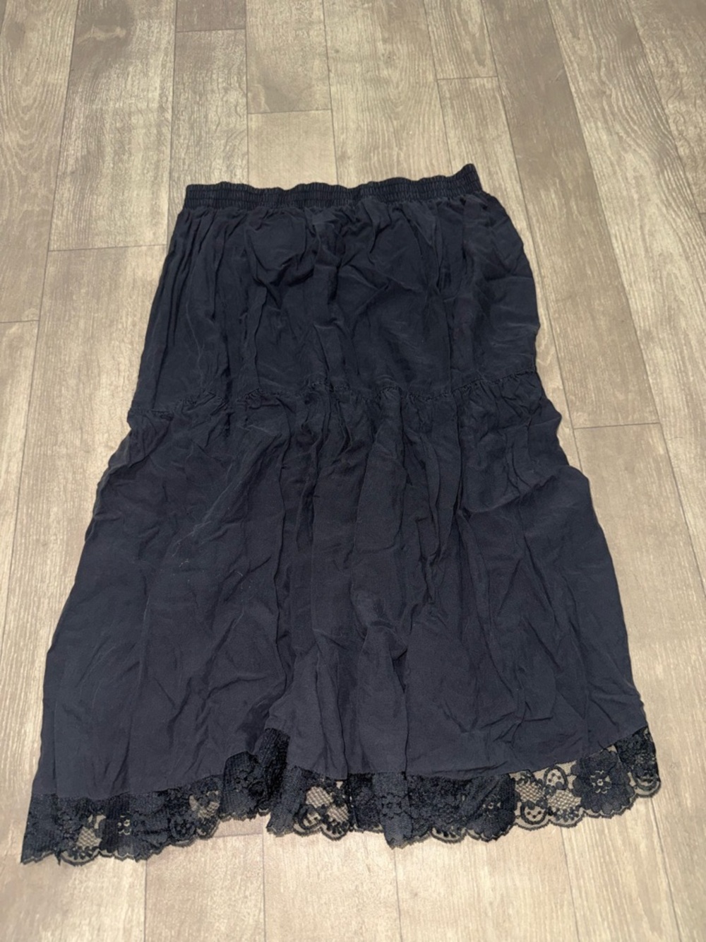 Women's Black Lace-Hem Maxi Skirt
